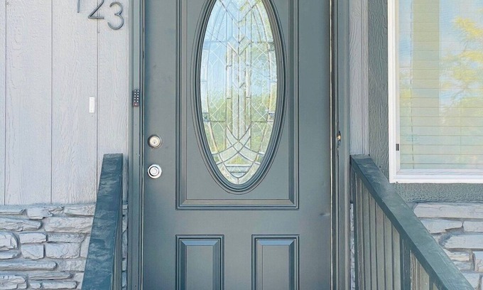 Old Southwest House | Midtown Hidden Gem Freshly Renovated & Furnished
