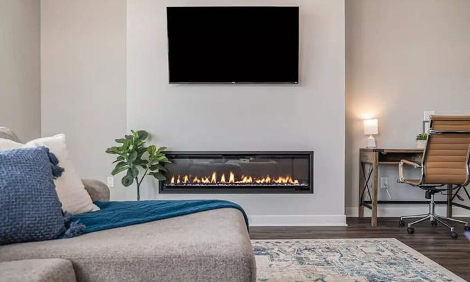 Omaha House | Midtown Luxury near UNMC