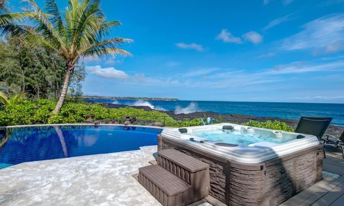 Keaau House | Mika Kai-Epic Spot for Whale Watching!