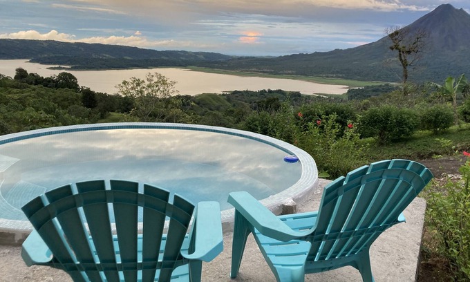 El Millon House | Milagro- Tree Bungalow