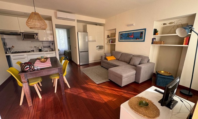 Varesine Apartment | Milano Sister's House