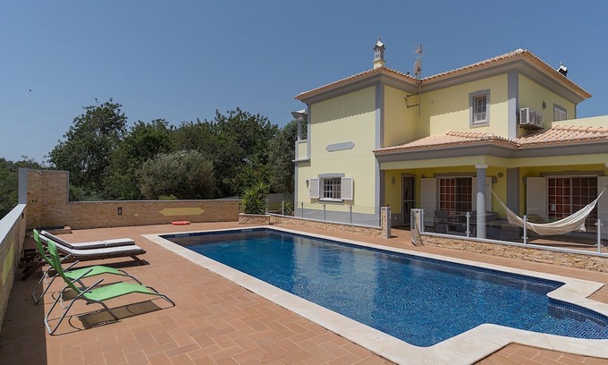 Silves Villa | Milap Villa, Wifi, AC, Garden, Pool