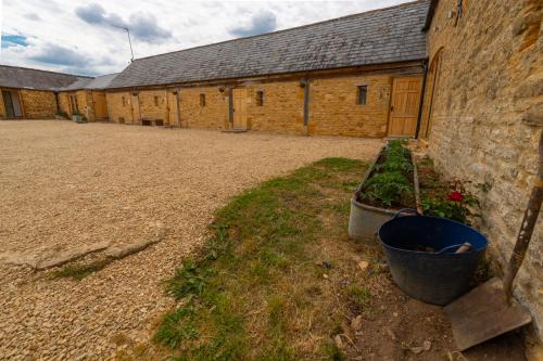 Bourton Bed & Breakfast | Mill Cottage - Ash Farm Cotswolds