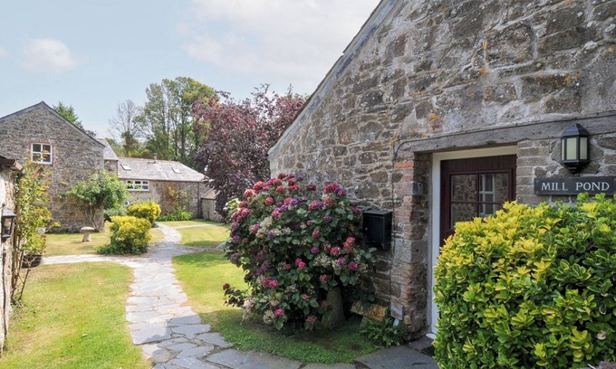 Wadebridge Cottage | Mill Pond