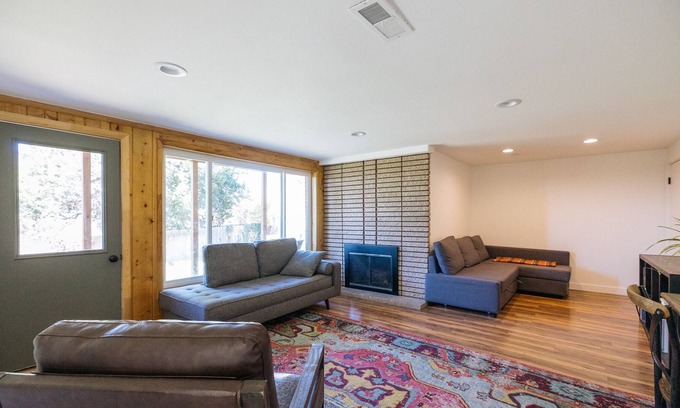 Mount Olympus House | Millcreek Mountain location - 30 min to every Utah Resort