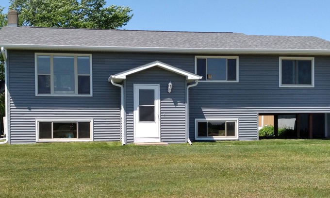 Onamia House | Mille Lacs Soo Line Country Retreat