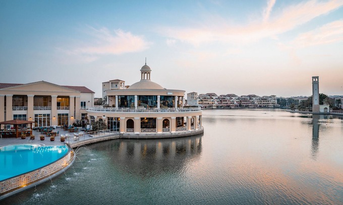 Dubai Investment Park Hotel | Millennium Lakeview Hotel