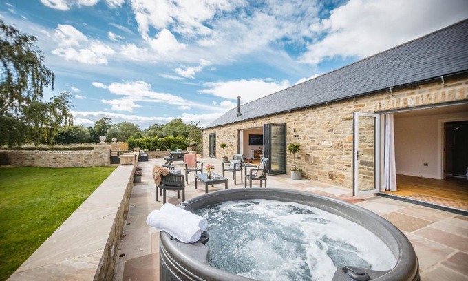Richmond House | Millfield Barn