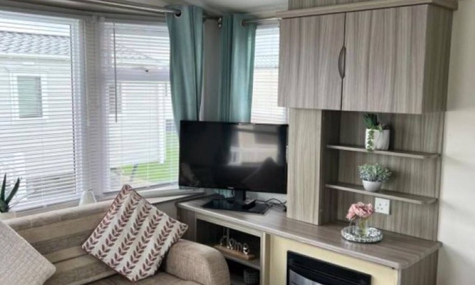 Towyn House | Millies caravan whitehouse leisure park towyn north wales LL22 9EY