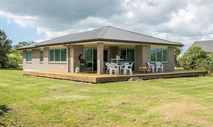 Mangawhai Heads Cottage | Millies Place - Mangawhai Holiday Home