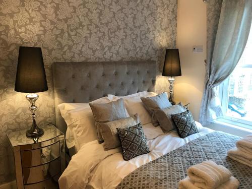 Witney Apartment | Millwalk Apartment