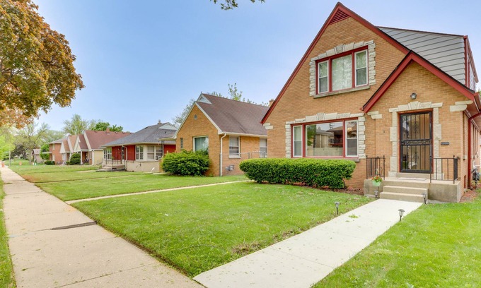 Milwaukee Apartment | Milwaukee Vacation Rental < 6 Mi to Westown!