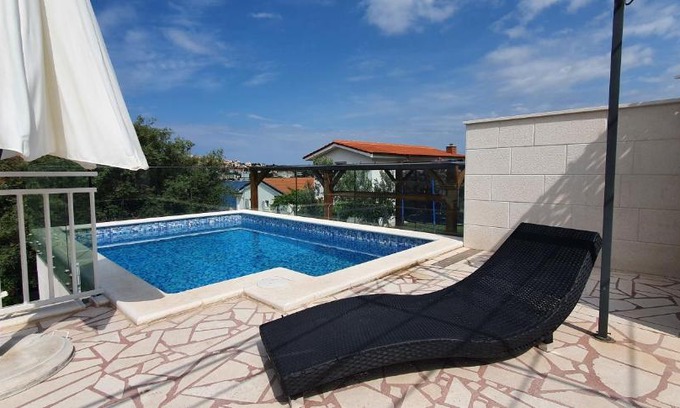 Podglavica House | Mimoza