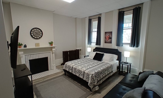 Covington Apartment | Mini Castle suite