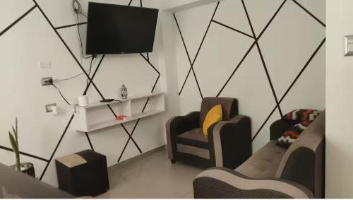 Tacna Apartment | MINI DPTO 302 PISO 3 - Consultar Cochera