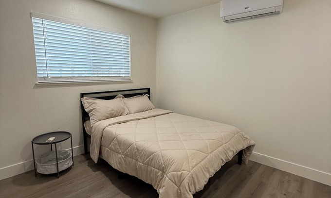 Roosevelt Park Apartment | Minimalist 2B/1B in Gated property –located in the heart of Downtown San Jose !