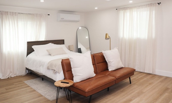 Serra Mesa Apartment | Minimalist Hub