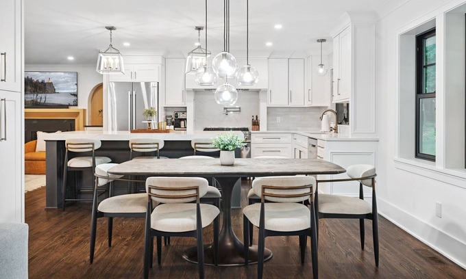 Wayzata House | MINNeSTAY* Wayzata Cove