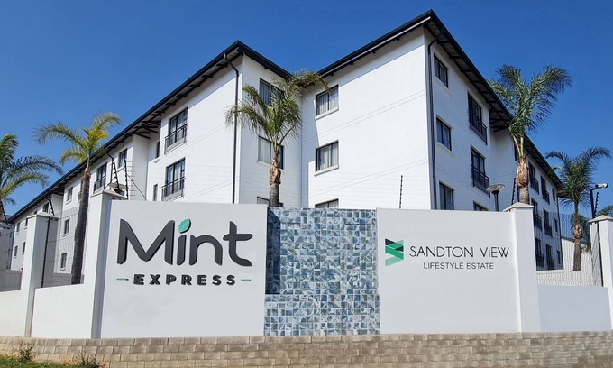 Greater Johannesburg Metropolitan Area Apartment | MINT Express Sandton View