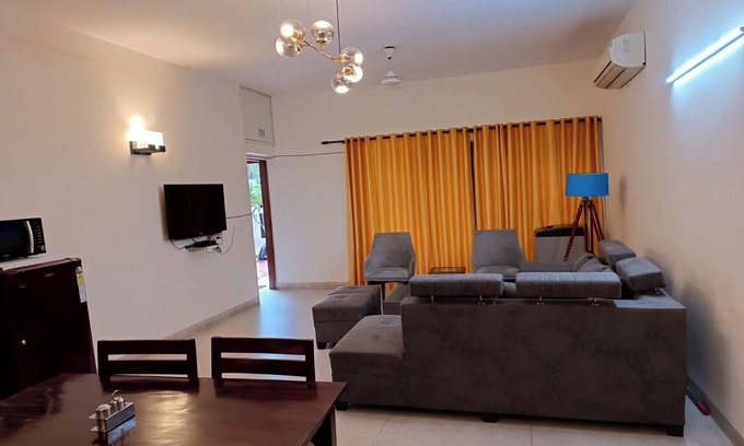 East of Kailash Hotel | Mintstar Apartment And Suites, East Of Kailash