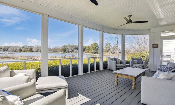St. Michaels House | Minutes from Downtown St. Michaels | Pool | Kayaks | 350 Ft of Shoreline | Luxur