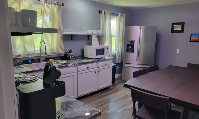 Russell Springs House | Minutes from Lake Cumberland! Peaceful house in the country. Family friendly!