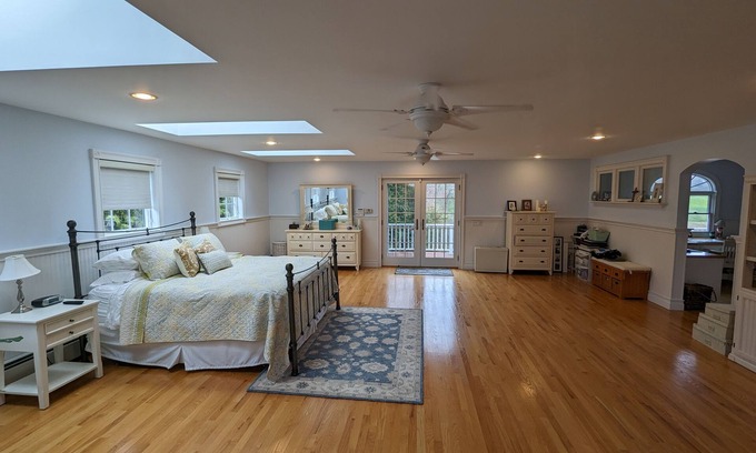 Watch Hill House | Minutes from Watch Hill Village and Walk To East Beach