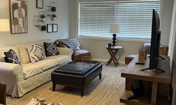 High Springs House | Minutes to Springs! High Springs Home- Sleeps 6