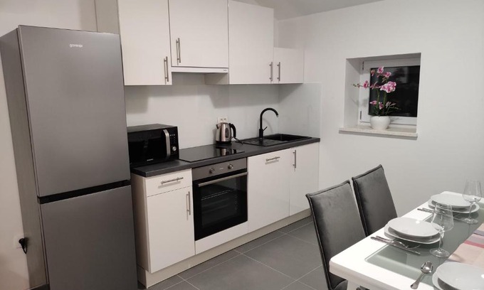 Veliki Grđevac Apartment | Mira 2