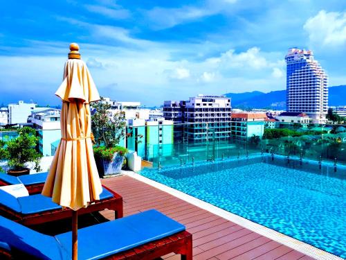 Patong Hotel | Mirage Express Patong Phuket Hotel
