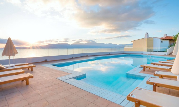 Agios Nikolaos Town Hotel | Miramare Resort & Spa