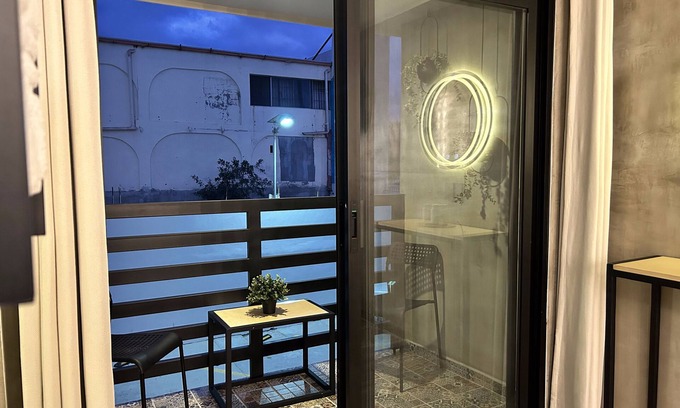 Jimenez Hotel | Miriana