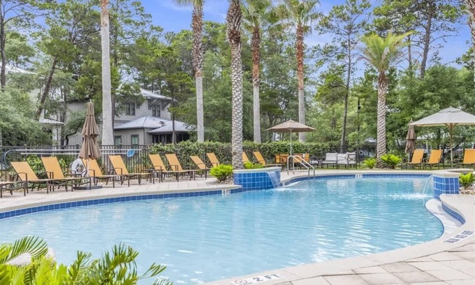 White's Gulfview House | Missouri Loves Company | Golf Cart | Close To Pool