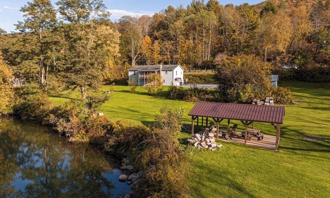 Wellsboro Cottage | Misty Mountain Cottage | Fire Pit + Pavilion!