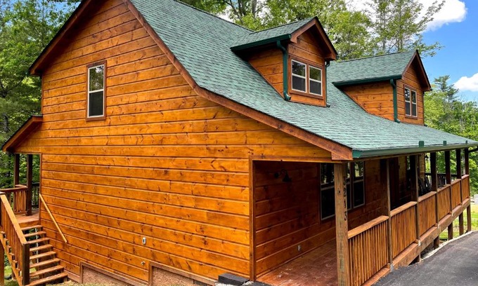 Wears Valley House | Misty Mountain Retreat
