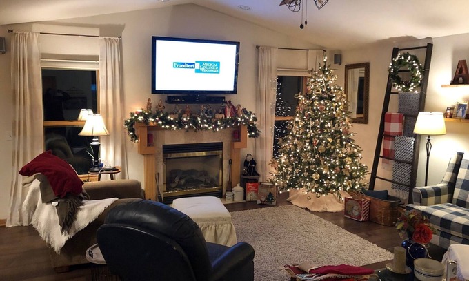 Saukville House | MKE DNC/Ryder Cup Large Family Home, Sleeps 6+