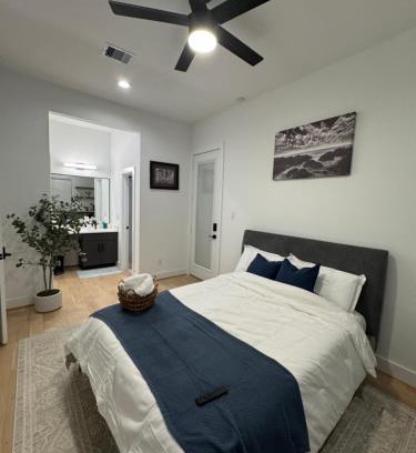 East Downtown Houston House | MO Place