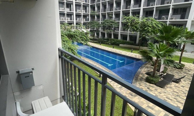 Barangay 76 Condo | MOA Staycation at Shore 2