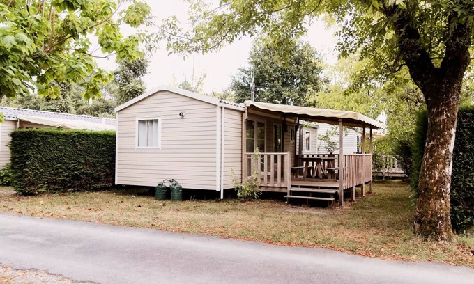 Saint-Laurent-de-Medoc House | Mobil-home "Anemone" 3 Schlafzimmer DIM - DIM 6 Personen