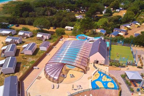 Saint-Jacques Resort | Mobil Home les pieds dans l'eau