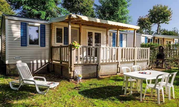 Clohars-Fouesnant House | Mobile home ● Aufgehobene Terrasse