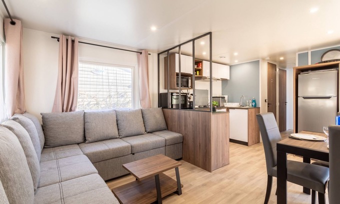 La Cote Radieuse RV Rental | Mobile Home 'Soleia 2023 Mar Estan 4x' with Private Terrace and Air Conditioning