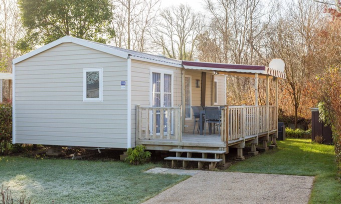 Pont-Aven RV Rental | Mobile Home 'Sur Pont-Aven' with Private Terrace and Private Garden