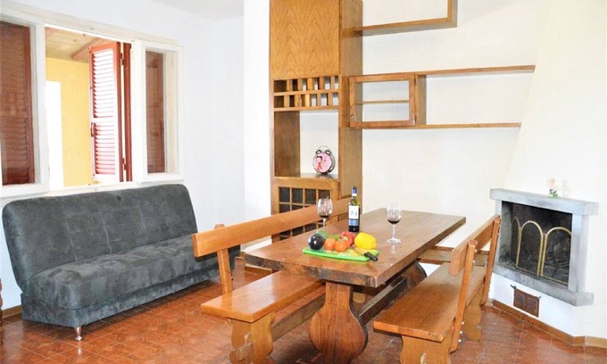 Badiaccia House | Mobile Home by Lake Trasimeno with Pool