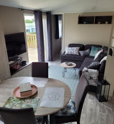 Saint-Coulomb Other | Mobilhome tout confort pour randonneurs pédestres proche Saint-Malo, à 100 m de la plage et du GR34 - Demande préalable requise