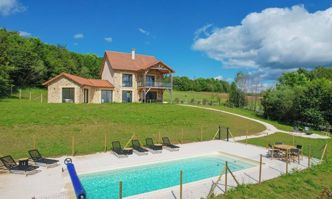 Saint-Medard-d'Excideuil House | Modern vacation home with private pool on estate with golf. Pets allowed!
