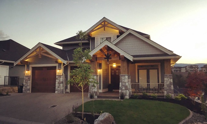 Wilden House | Modern 1-BDM in beautiful mountain neighbourhood - License #83588