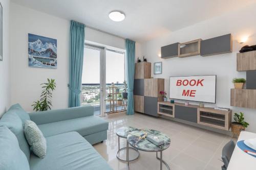 Dubai Sports City Apartment | Modern 1-Bed with Scenic Golf Course View