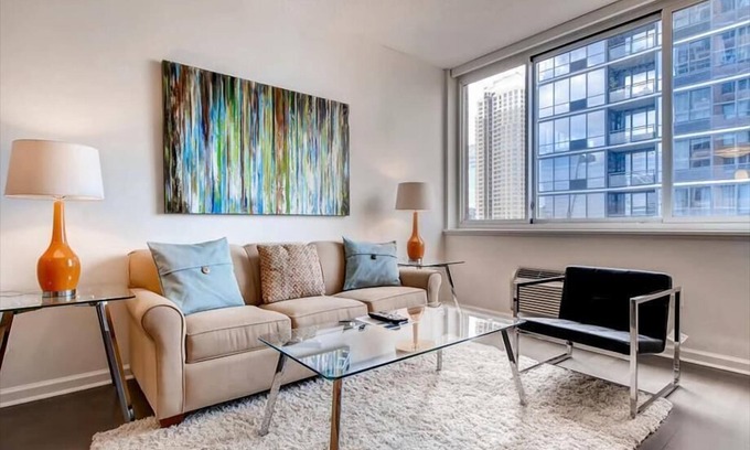 Hudson Exchange Apartment | Modern 1 Bedroom Apartments with Manhattan views