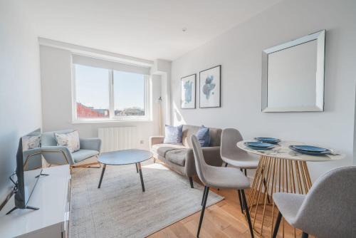Eastleigh Apartment | Modern 1 Bedroom Apartment in Central Eastleigh